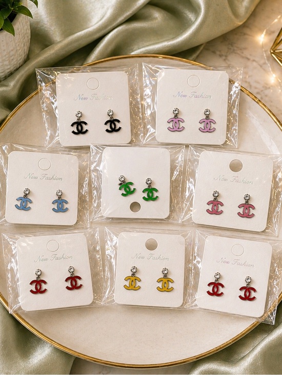 unbranded Jewelry - Resellers Earring Bundle